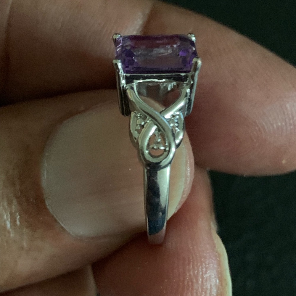 Ring - Picture 6 of 6